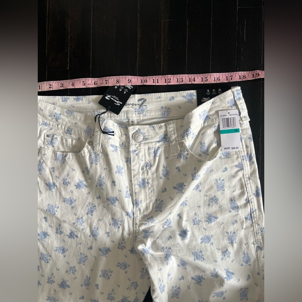 Seven7 White Skinny Jeans with Light Blue Floral Print - Picture 7 of 10